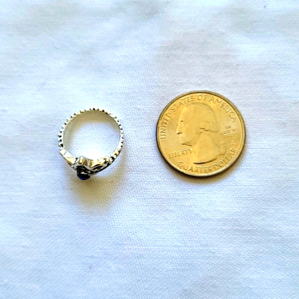 Vintage Silver Wonder Woman Lotus Leaf With Blue Jewel & Dots Tiara Ring Size 5 - Picture 2 of 2